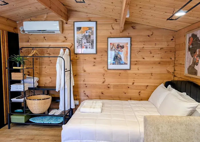 Log Cabin